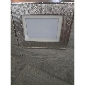 Michael Aram Ivy & Oak Silver Tone Wood Grain Pattern Picture Frame 4x6 5x7